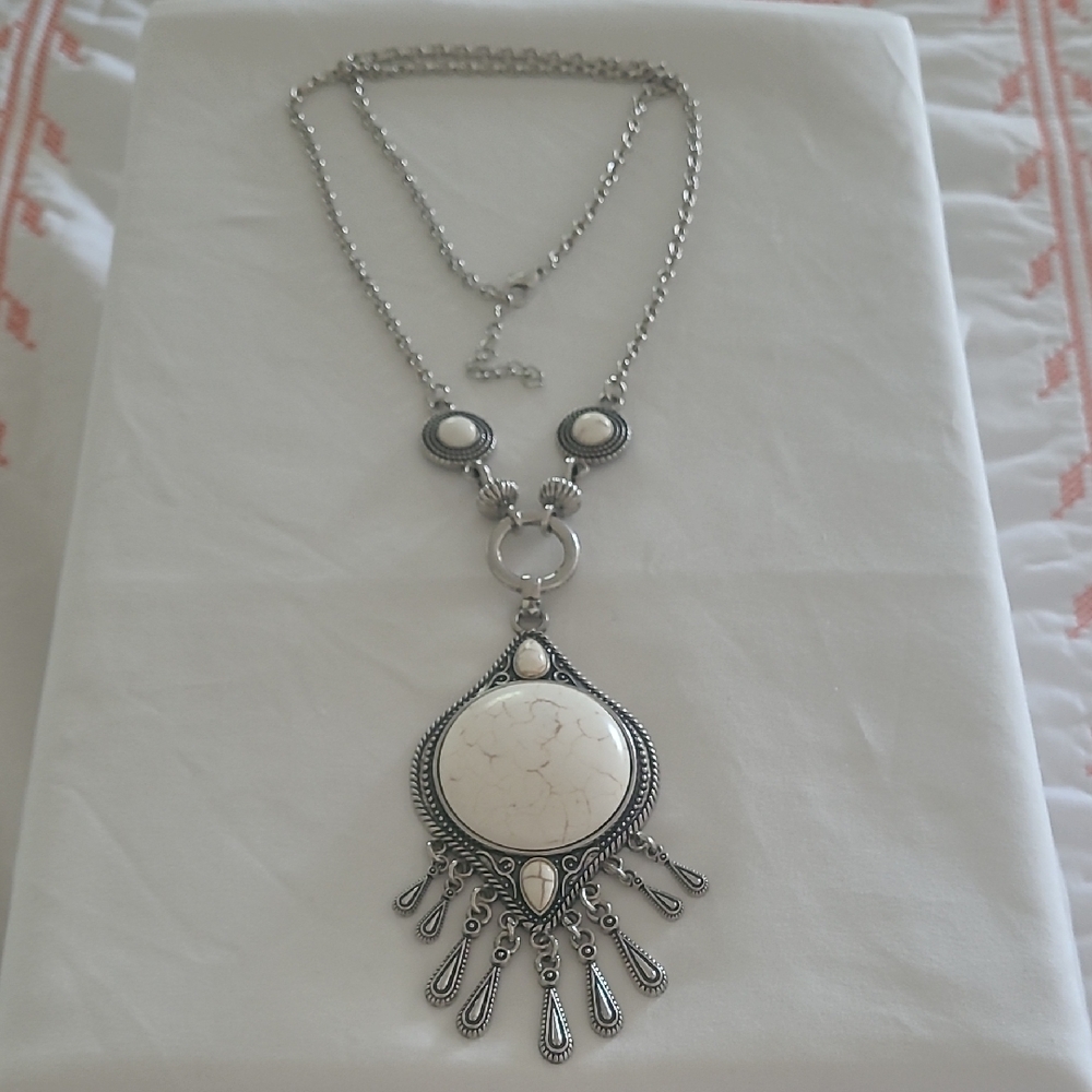 Paparazzi Silver Necklace with White Accents
